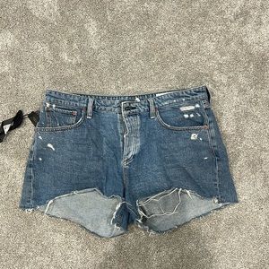 Rag & Bone size 31 Dre low-rise short with button fly